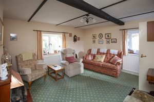 Sitting Room- click for photo gallery